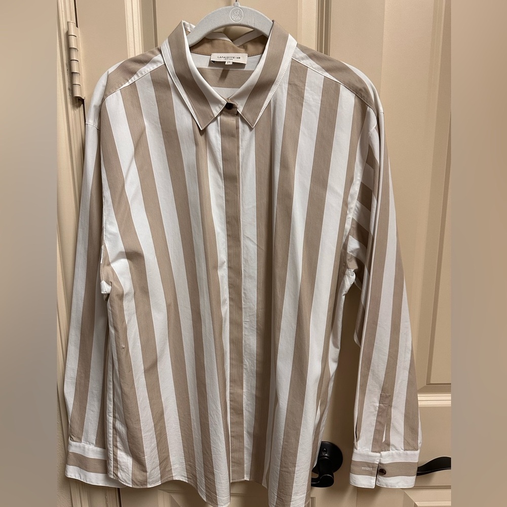 Lafayette New York size large poplin shirt